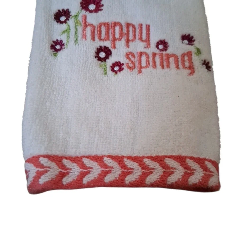 Croft & Barrow Happy Spring Embroidered Flowers Decorative Finger Tip Towels